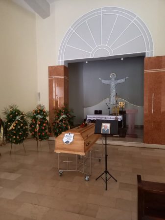 AVE_zzakad_Pogrzebowy_Piotrkow_Trybunalski_kaplica